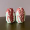 peper- en zoutstel vorm van andijvie rood