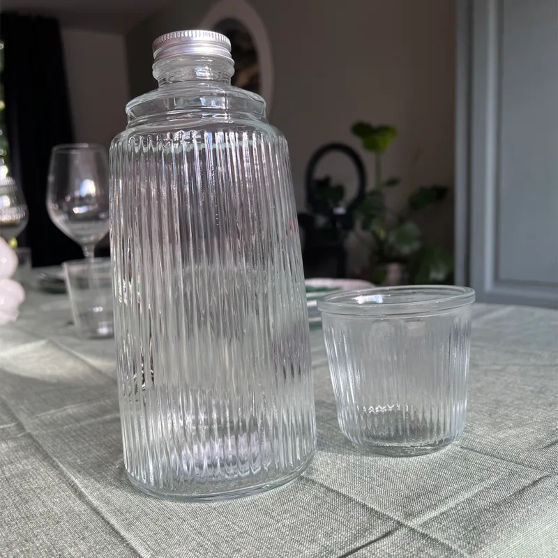 karaf met glas plisse